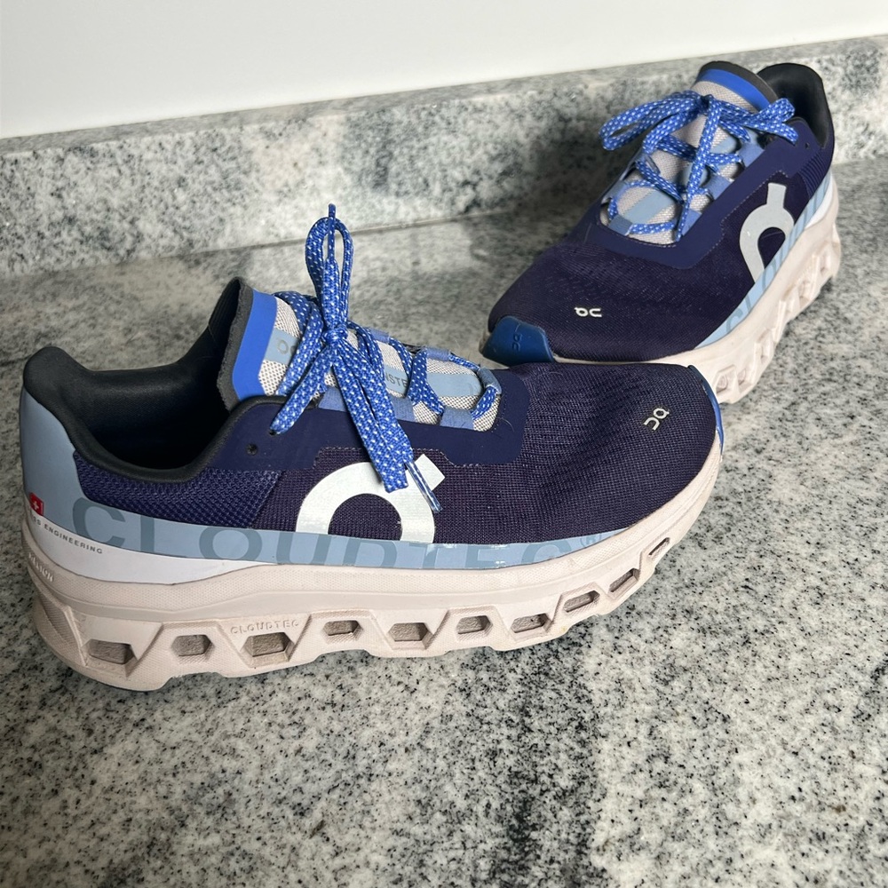 Cloudmonster Running Shoes